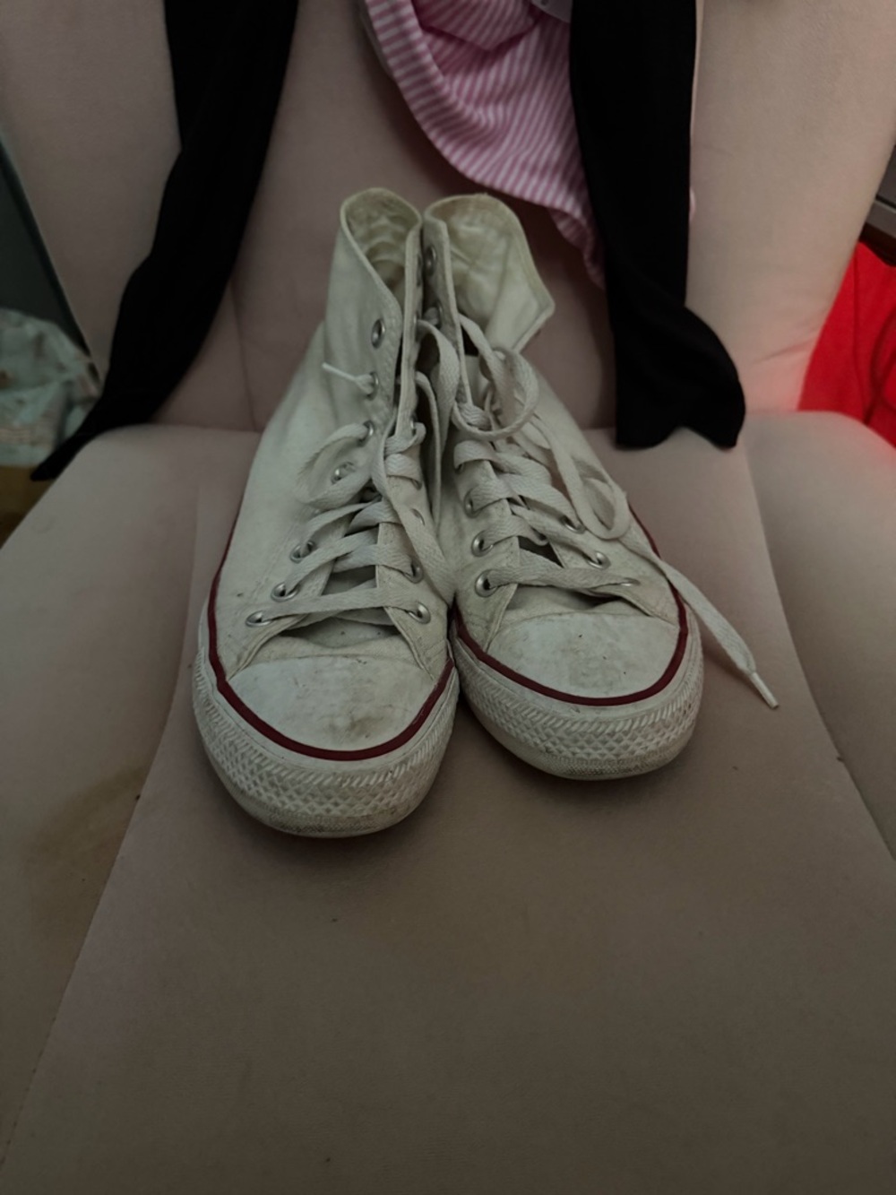 Classic High-Top Sneakers in Off-White with Red Trim
